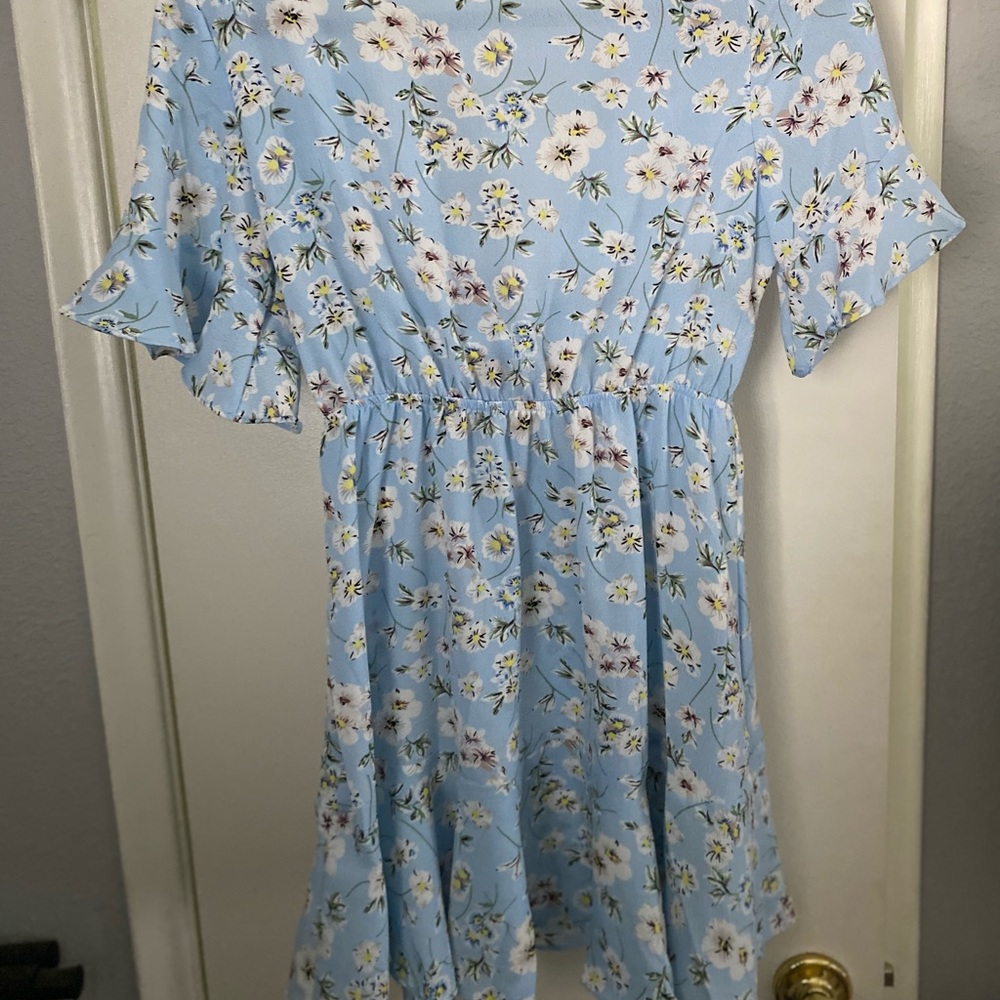 Dress - Picture 2 of 2